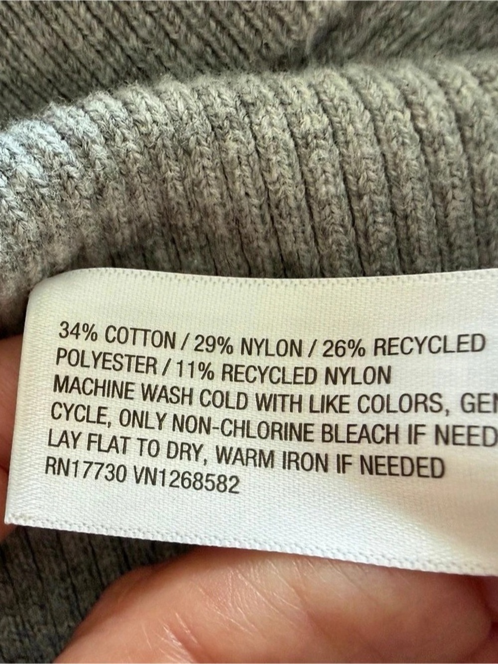 Universal Thread Women's Ribbed Button-Front Cardigan Gray Large Like New - Picture 5 of 5